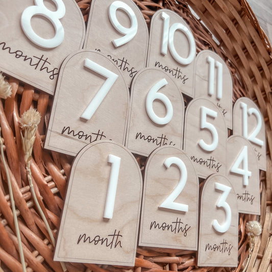 Arched Baby Milestones Markers