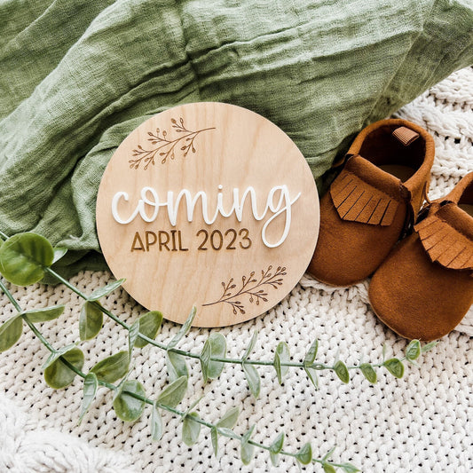Personalized Pregnancy Announcement Sign